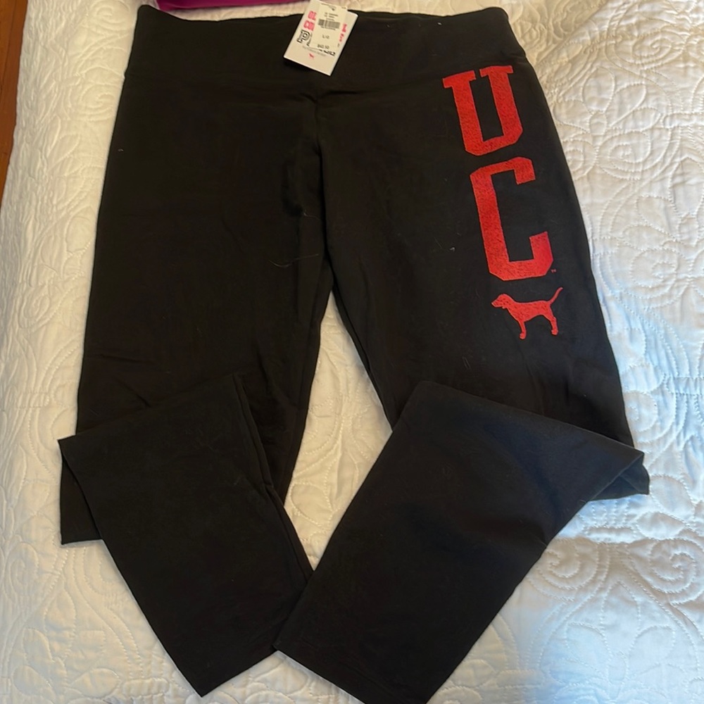 NWT VS Pink black Cincinnati Bearcats yoga pants size Large